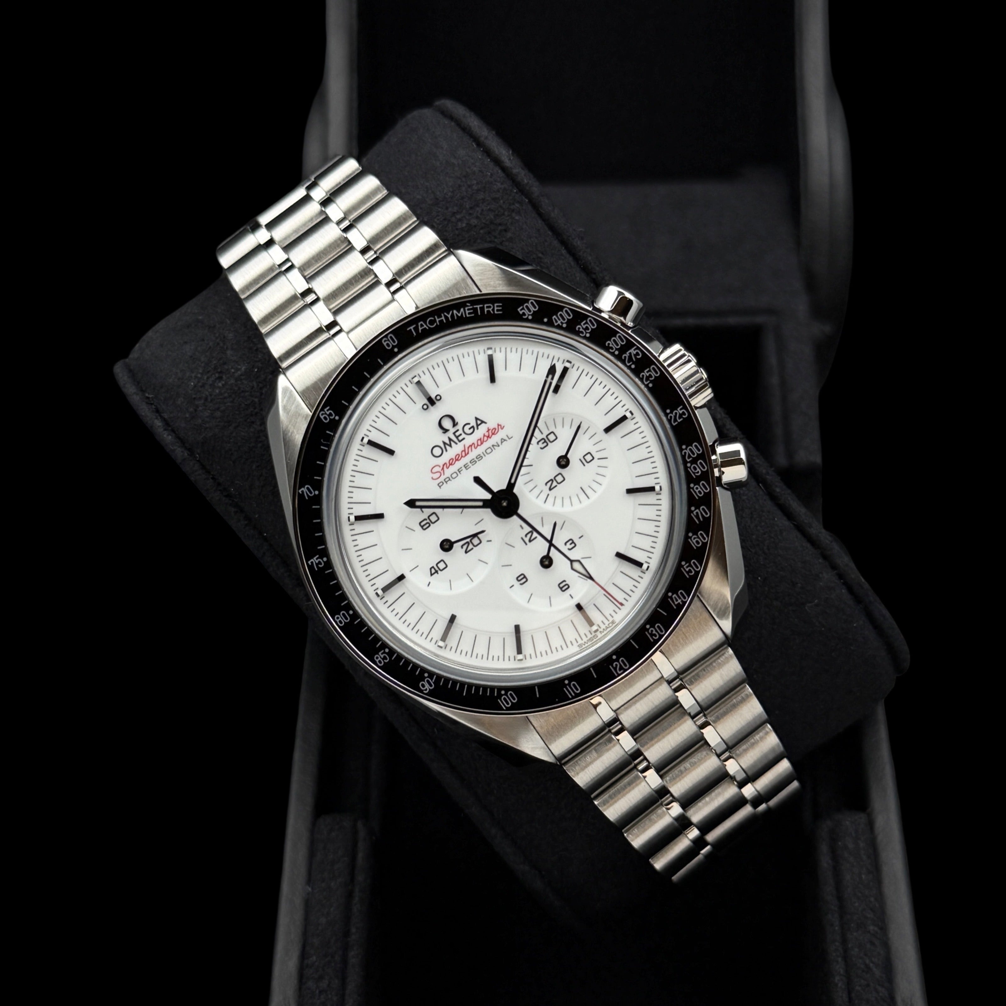Omega Speedmaster Professional Moonwatch 42mm Stahl Weißes Zifferblatt